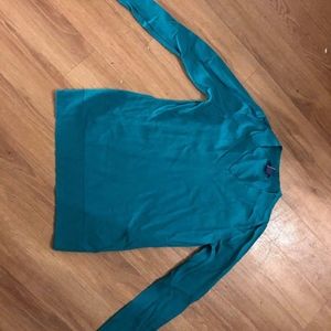 Teal V-neck Gap sweater XS